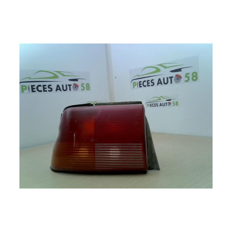 Feu arriere principal gauche (feux) FORD ESCORT 6 d’occasion