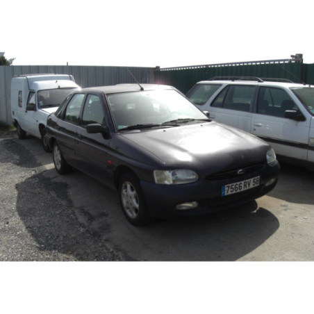 Feu arriere principal gauche (feux) FORD ESCORT 6 d’occasion