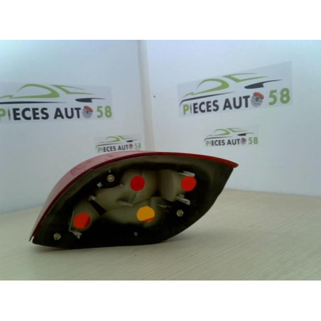 Feu arriere principal gauche (feux) FORD KA 1 PHASE 1 d’occasion