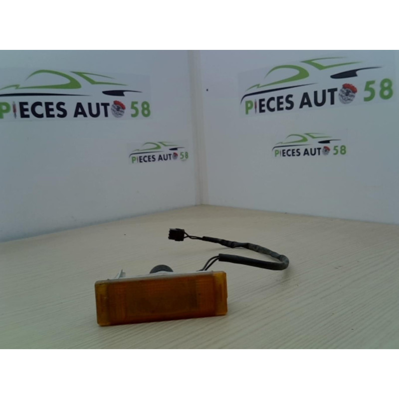 Optique avant secondaire gauche (feux)(clignotant) RENAULT R11 d’occasion