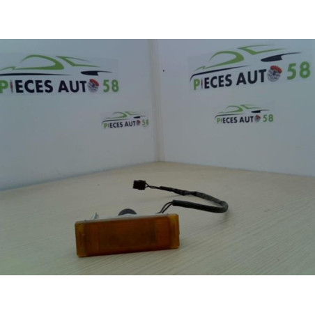 Optique avant secondaire gauche (feux)(clignotant) RENAULT R11 d’occasion