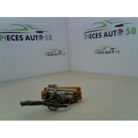 Optique avant secondaire gauche (feux)(clignotant) RENAULT R11 d’occasion