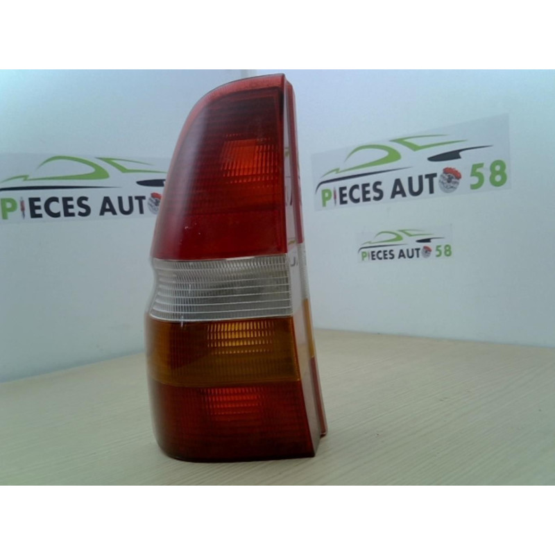 Feu arriere principal gauche (feux) FORD ESCORT 6 BREAK d’occasion