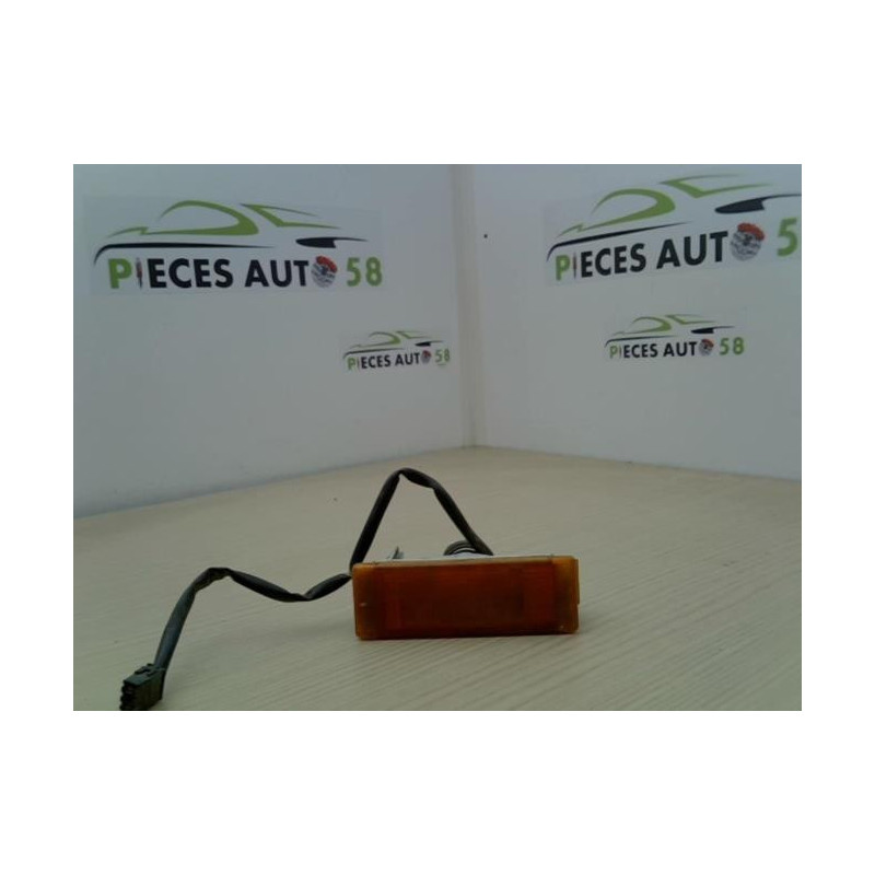 Optique avant secondaire gauche (feux)(clignotant) RENAULT R11 d’occasion