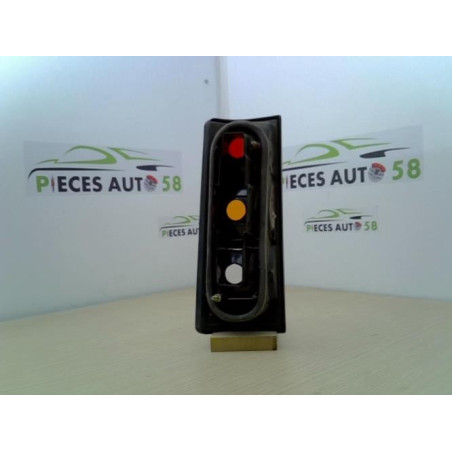 Feu arriere principal droit (feux) RENAULT  d’occasion