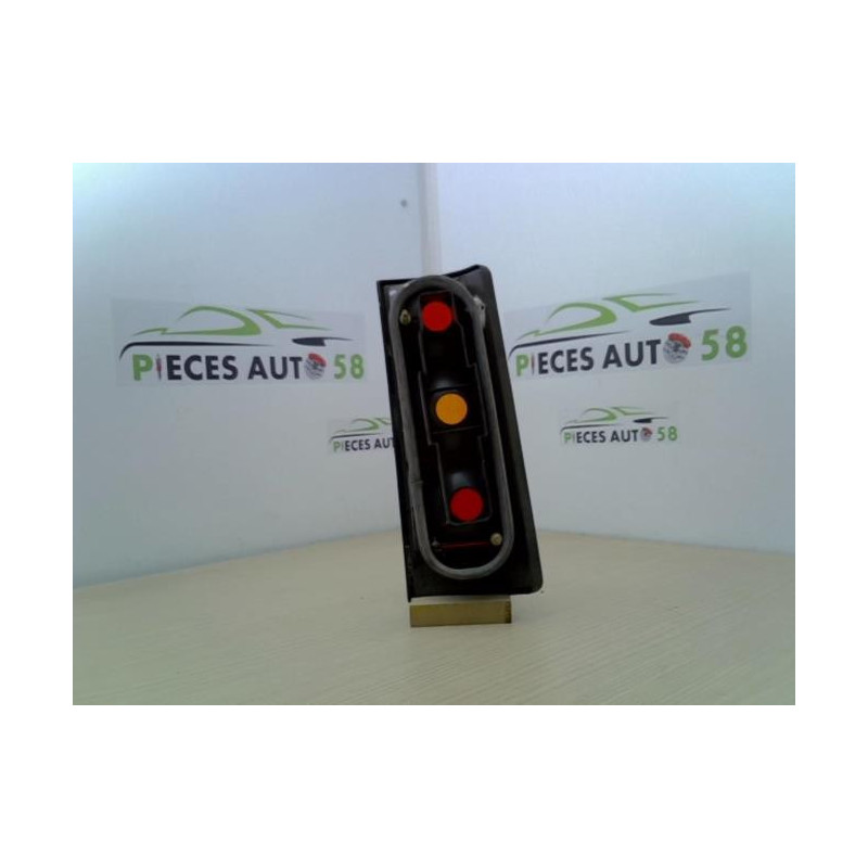 Feu arriere principal gauche (feux) RENAULT  d’occasion