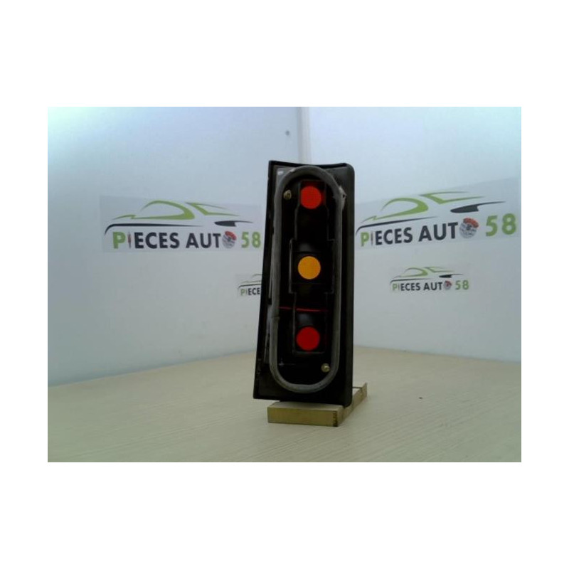 Feu arriere principal gauche (feux) RENAULT  d’occasion