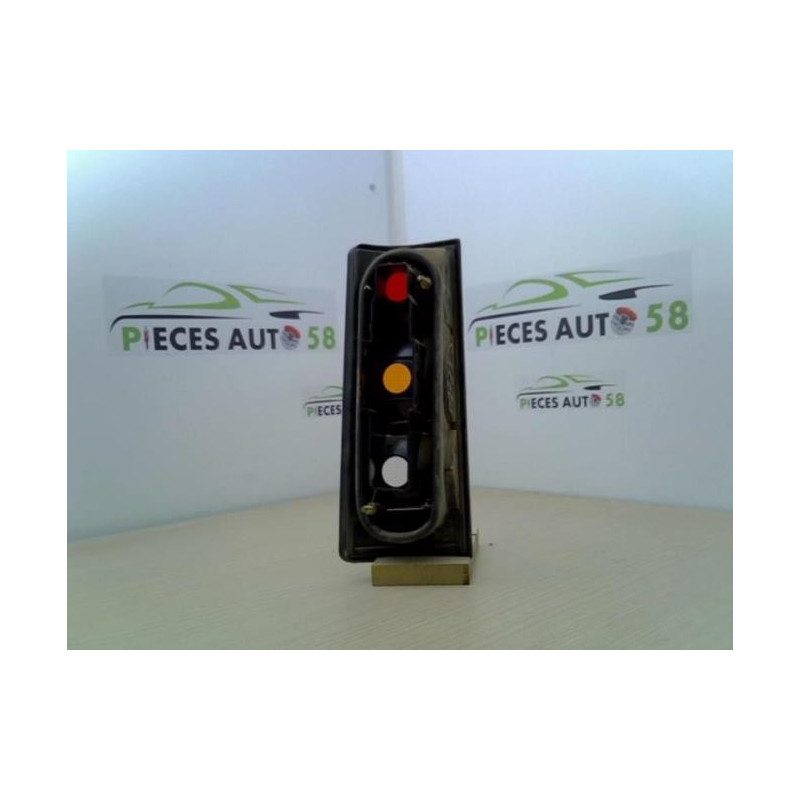 Feu arriere principal gauche (feux) RENAULT  d’occasion