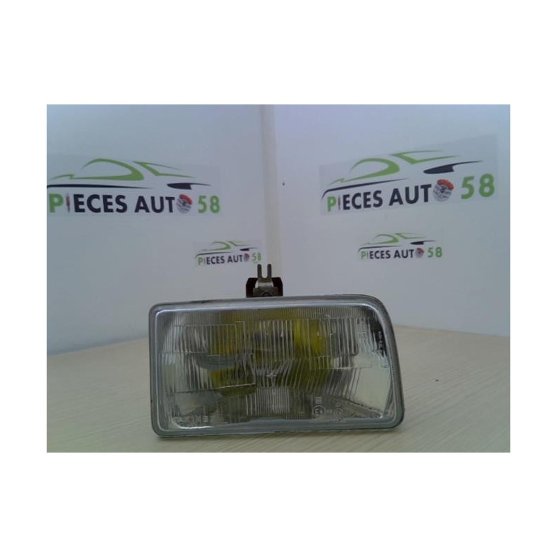 Optique avant principal droit (feux)(phare) FORD FIESTA 1 d’occasion
