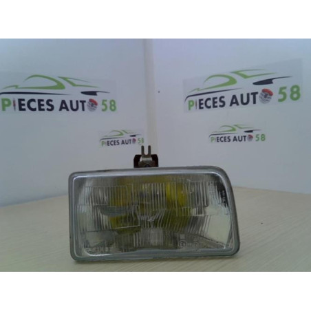 Optique avant principal droit (feux)(phare) FORD FIESTA 1 d’occasion