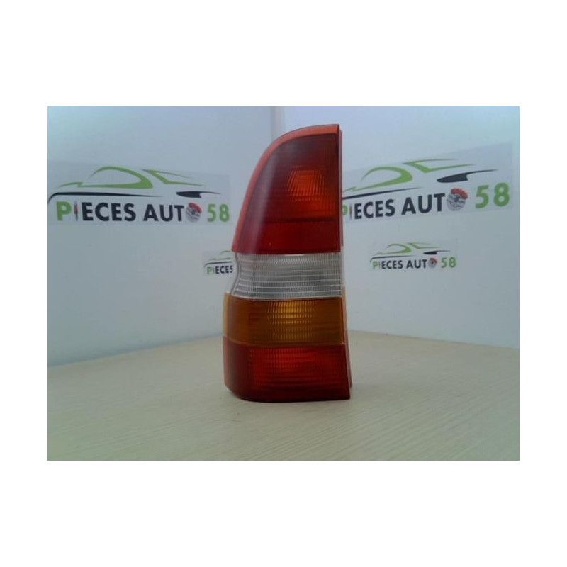 Feu arriere principal gauche (feux) FORD ESCORT 5 PHASE 2 BREAK d’occasion