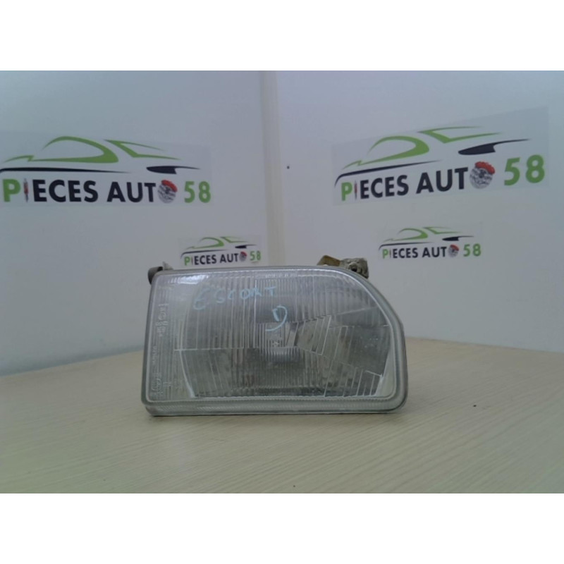 Optique avant principal droit (feux)(phare) FORD ESCORT 2 d’occasion