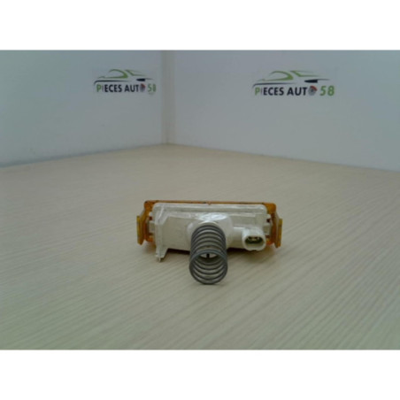 Optique avant secondaire gauche (feux)(clignotant) RENAULT EXPRESS PHASE 1 d’occasion