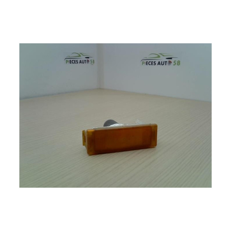 Optique avant secondaire gauche (feux)(clignotant) RENAULT EXPRESS PHASE 1 d’occasion