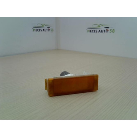 Optique avant secondaire gauche (feux)(clignotant) RENAULT EXPRESS PHASE 1 d’occasion