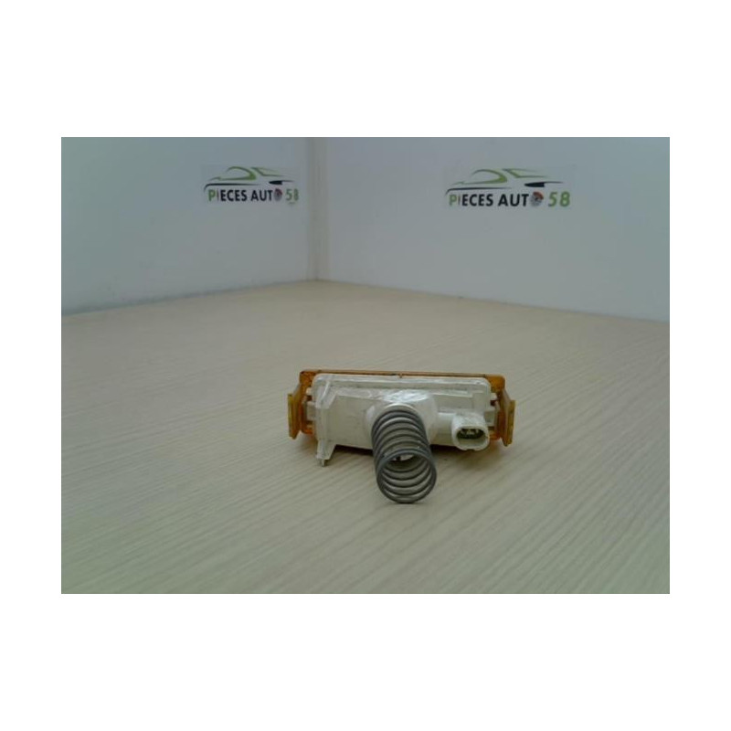 Optique avant secondaire gauche (feux)(clignotant) RENAULT EXPRESS PHASE 1 d’occasion