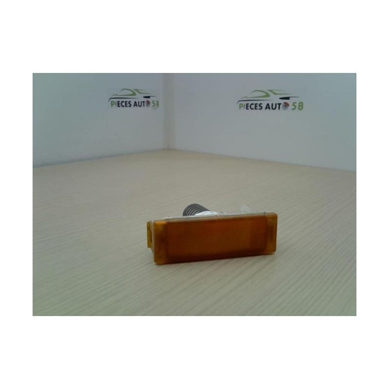 Optique avant secondaire gauche (feux)(clignotant) RENAULT EXPRESS PHASE 1 d’occasion