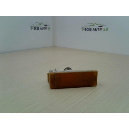Optique avant secondaire gauche (feux)(clignotant) RENAULT EXPRESS PHASE 1 d’occasion