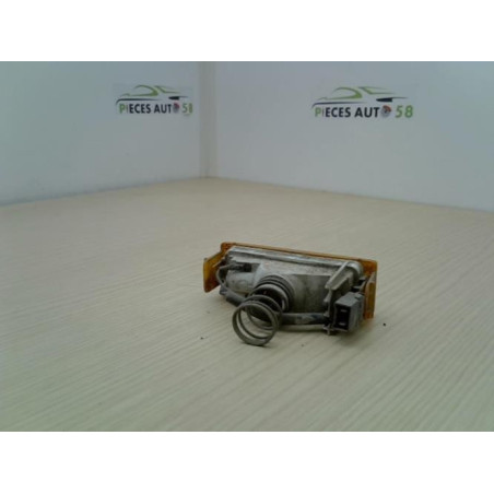 Optique avant secondaire gauche (feux)(clignotant) RENAULT EXPRESS PHASE 1 d’occasion