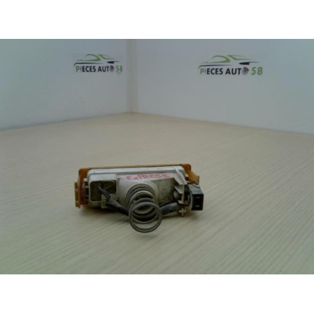 Optique avant secondaire droit (feux)(clignotant) RENAULT EXPRESS PHASE 1 d’occasion