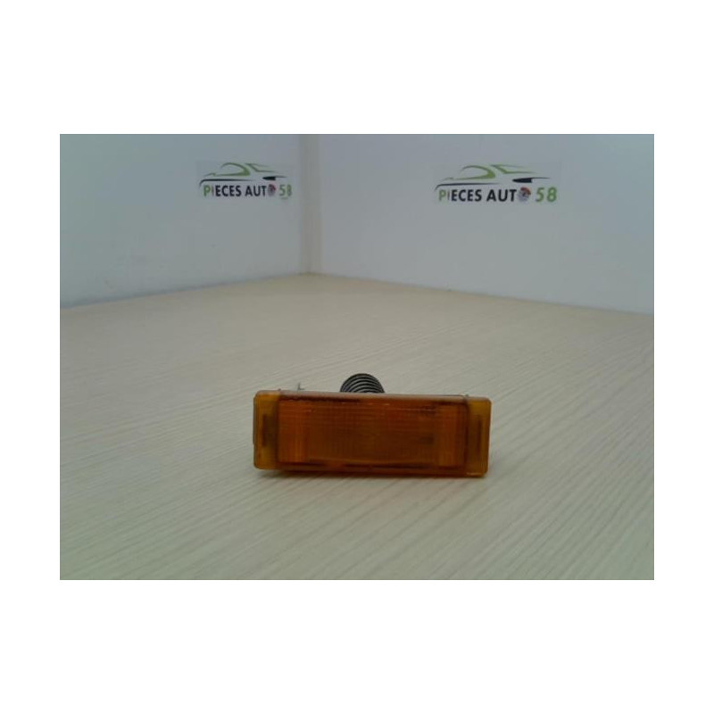 Optique avant secondaire droit (feux)(clignotant) RENAULT EXPRESS PHASE 2 d’occasion