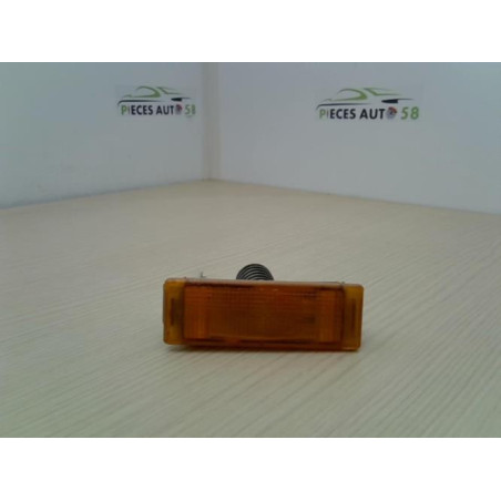 Optique avant secondaire droit (feux)(clignotant) RENAULT EXPRESS PHASE 2 d’occasion