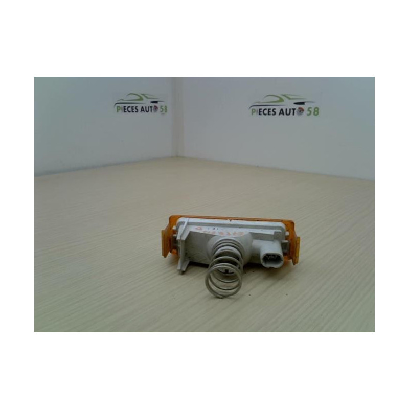 Optique avant secondaire gauche (feux)(clignotant) RENAULT EXPRESS PHASE 2 d’occasion