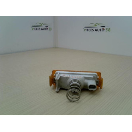 Optique avant secondaire gauche (feux)(clignotant) RENAULT EXPRESS PHASE 2 d’occasion