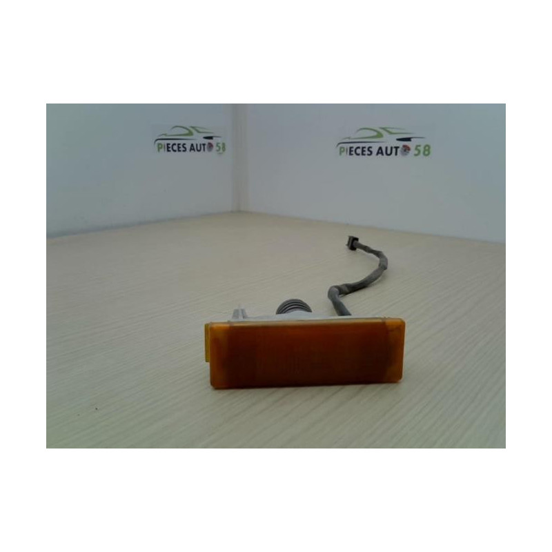 Optique avant secondaire gauche (feux)(clignotant) RENAULT R11 d’occasion