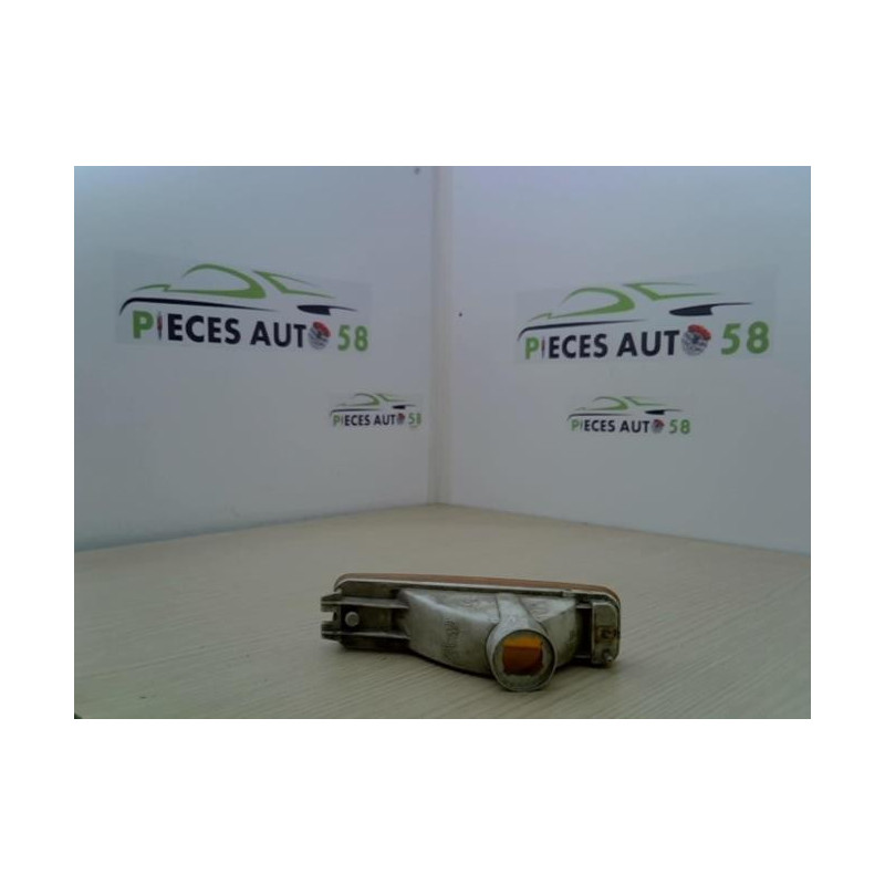 Optique avant secondaire droit (feux)(clignotant) HONDA  d’occasion