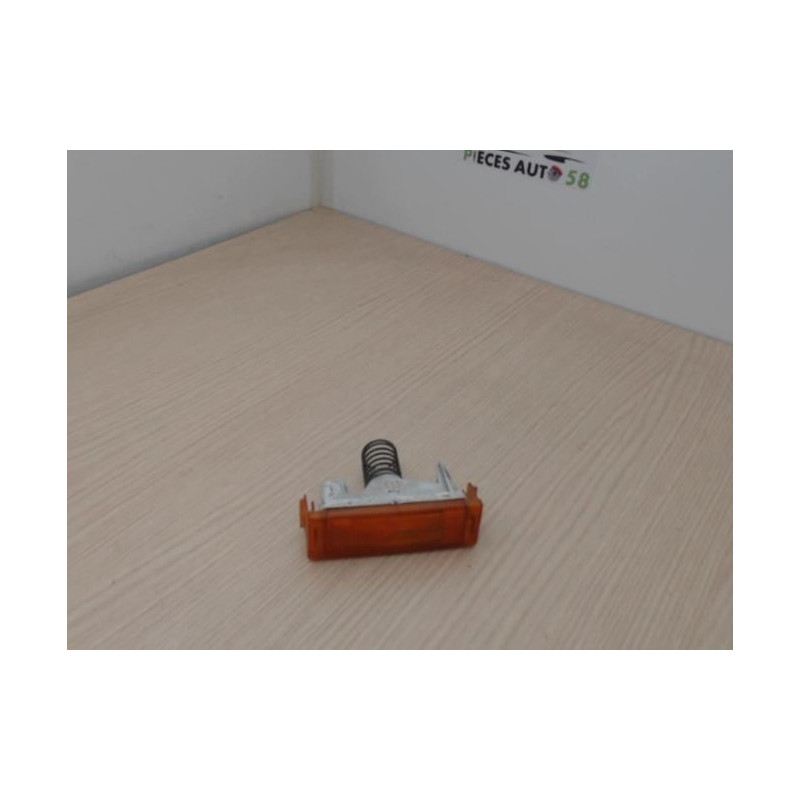Optique avant secondaire droit (feux)(clignotant) RENAULT EXPRESS PHASE 1 d’occasion