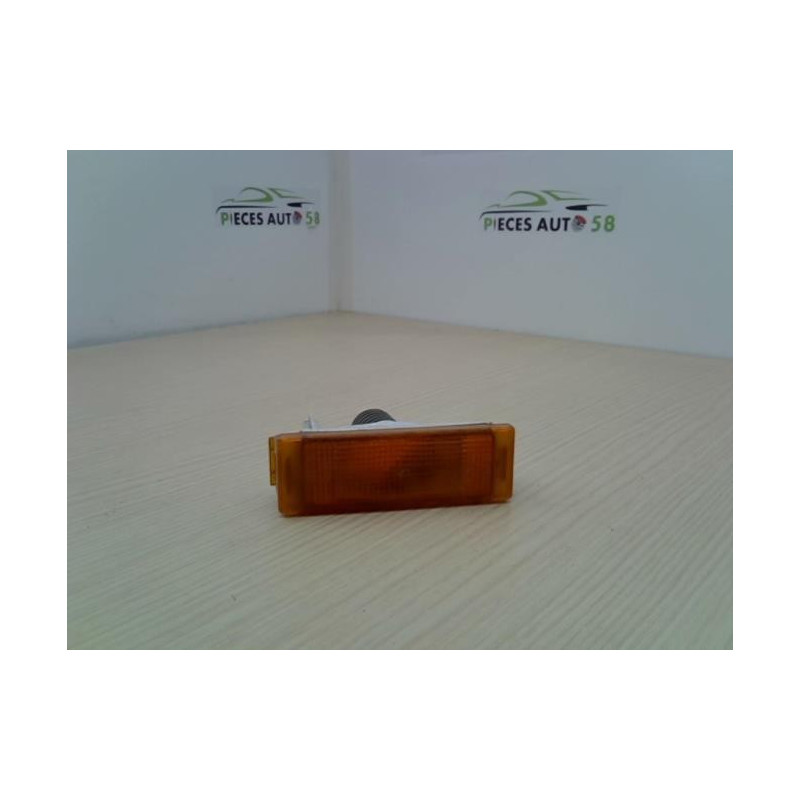 Optique avant secondaire gauche (feux)(clignotant) RENAULT  d’occasion