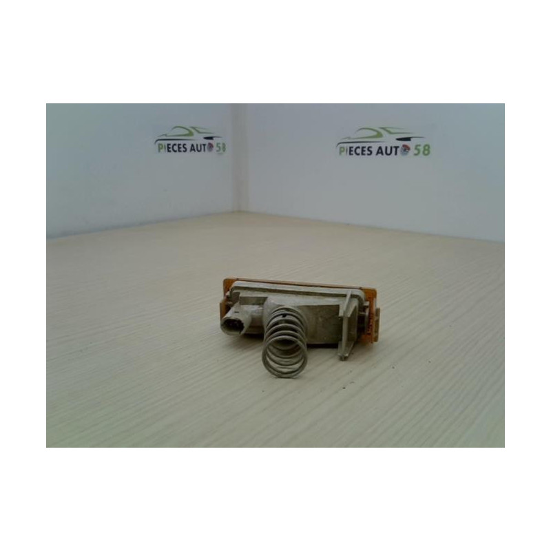 Optique avant secondaire droit (feux)(clignotant) RENAULT EXPRESS PHASE 1 d’occasion