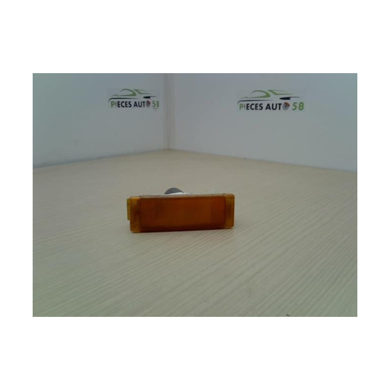 Optique avant secondaire droit (feux)(clignotant) RENAULT EXPRESS PHASE 1 d’occasion
