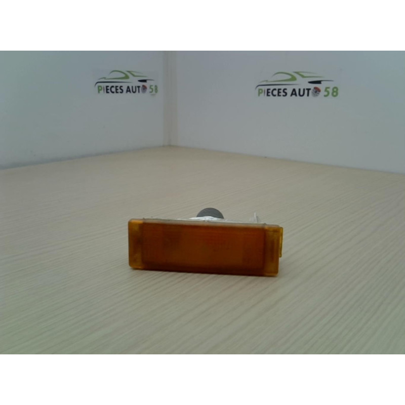 Optique avant secondaire droit (feux)(clignotant) RENAULT EXPRESS PHASE 1 d’occasion