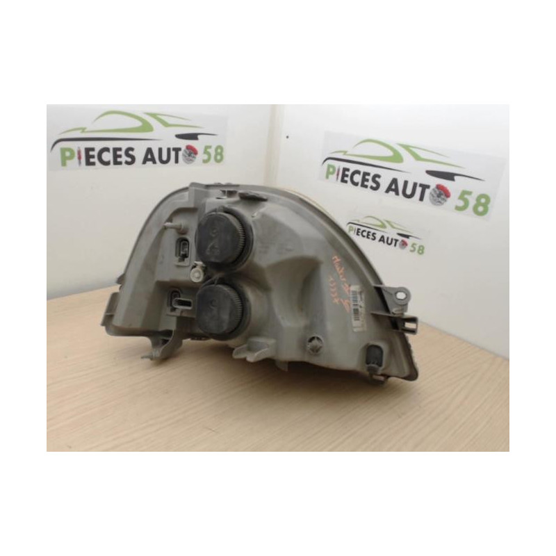 Optique avant principal gauche (feux)(phare) RENAULT MASTER 2 PHASE 2 d’occasion