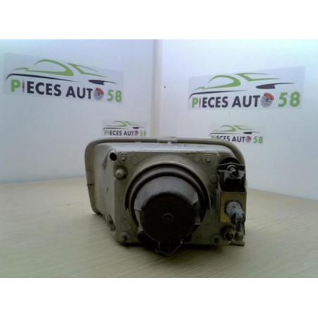 Optique avant principal droit (feux)(phare) RENAULT EXPRESS PHASE 1 d’occasion
