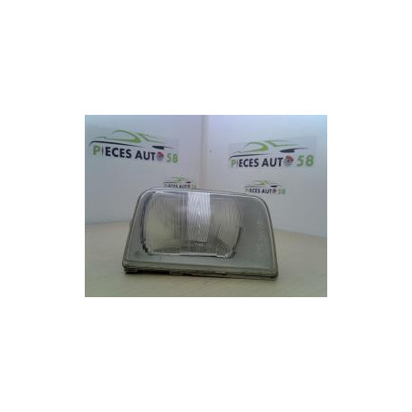 Optique avant principal droit (feux)(phare) RENAULT EXPRESS PHASE 1 d’occasion