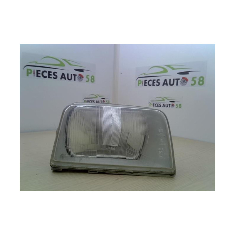 Optique avant principal droit (feux)(phare) RENAULT EXPRESS PHASE 1 d’occasion