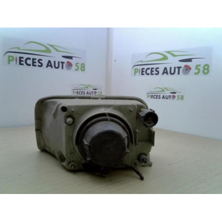 Optique avant principal droit (feux)(phare) RENAULT EXPRESS PHASE 1 d’occasion