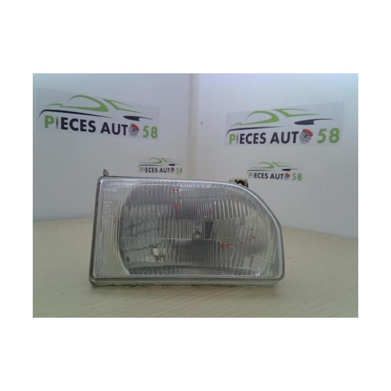 Optique avant principal droit (feux)(phare) FORD ESCORT 2 d’occasion