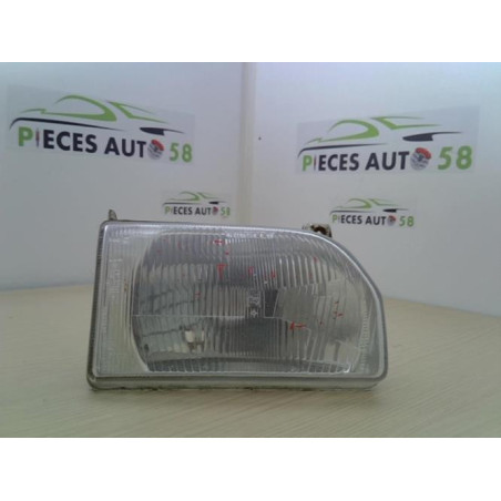 Optique avant principal droit (feux)(phare) FORD ESCORT 2 d’occasion