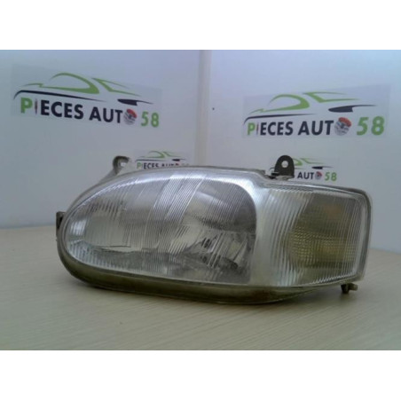 Optique avant principal gauche (feux)(phare) FORD ESCORT 6 BREAK d’occasion