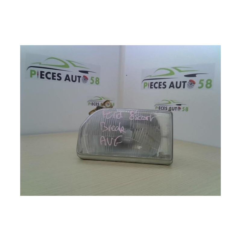 Optique avant principal gauche (feux)(phare) FORD ESCORT 3 d’occasion