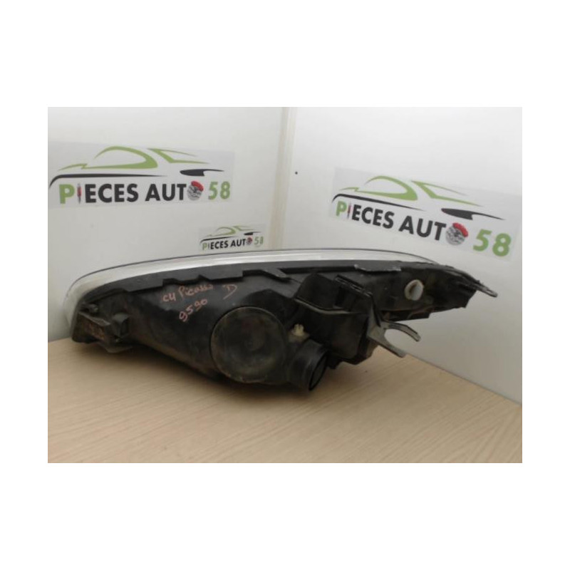 Optique avant principal droit (feux)(phare) CITROEN 1.6 HDI 110 16V d’occasion