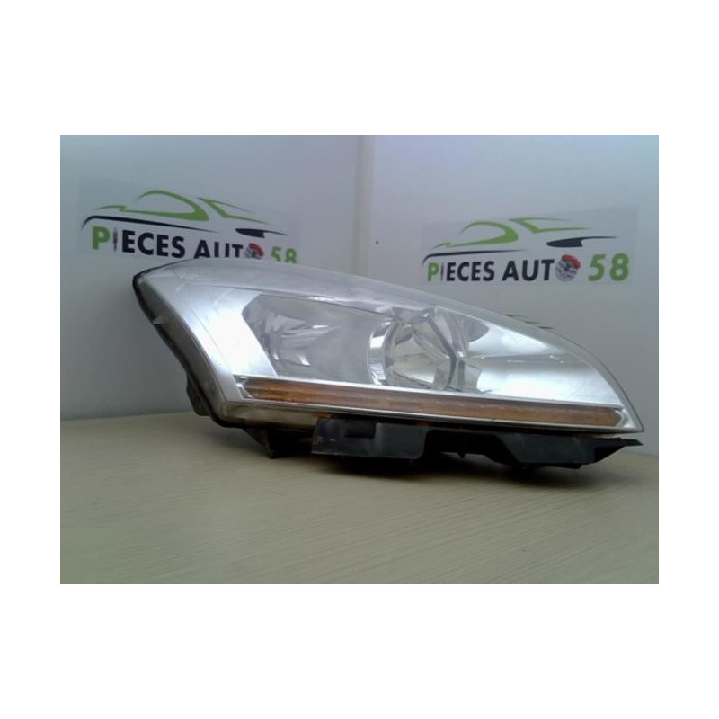 Optique avant principal droit (feux)(phare) CITROEN 1.6 HDI 110 16V d’occasion