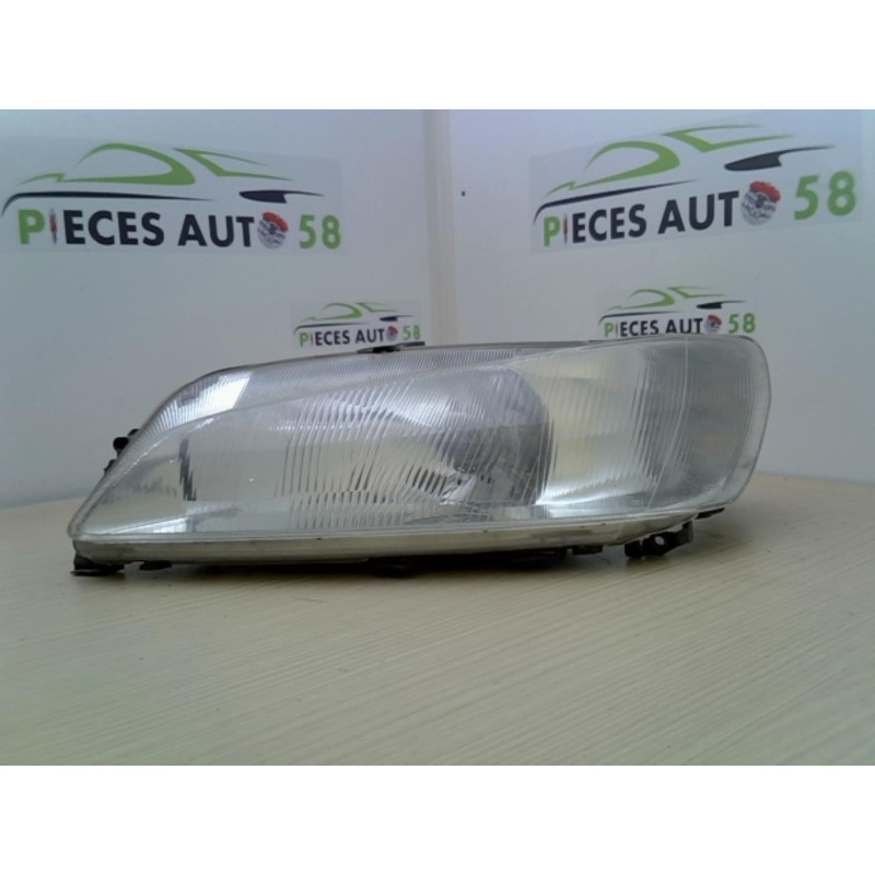 Optique avant principal gauche (feux)(phare) PEUGEOT  d’occasion