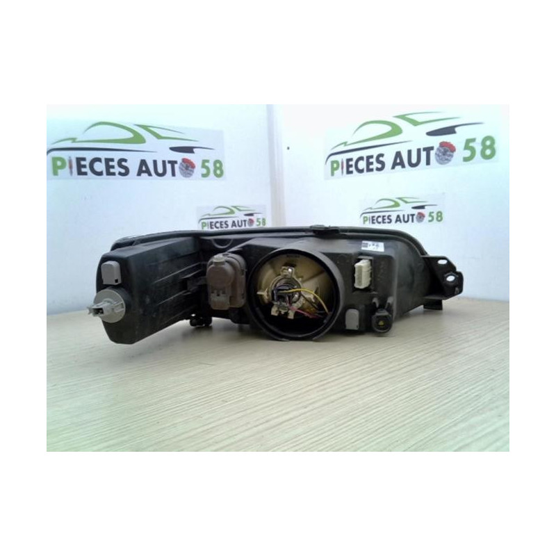 Optique avant principal gauche (feux)(phare) PEUGEOT  d’occasion