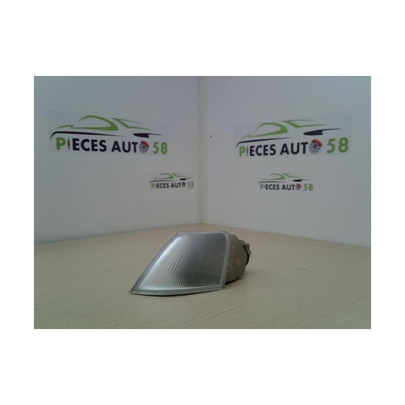 Optique avant secondaire gauche (feux)(clignotant) CITROEN  d’occasion