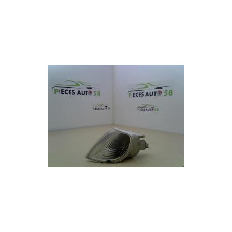 Optique avant secondaire gauche (feux)(clignotant) CITROEN SAXO PHASE 1 d’occasion